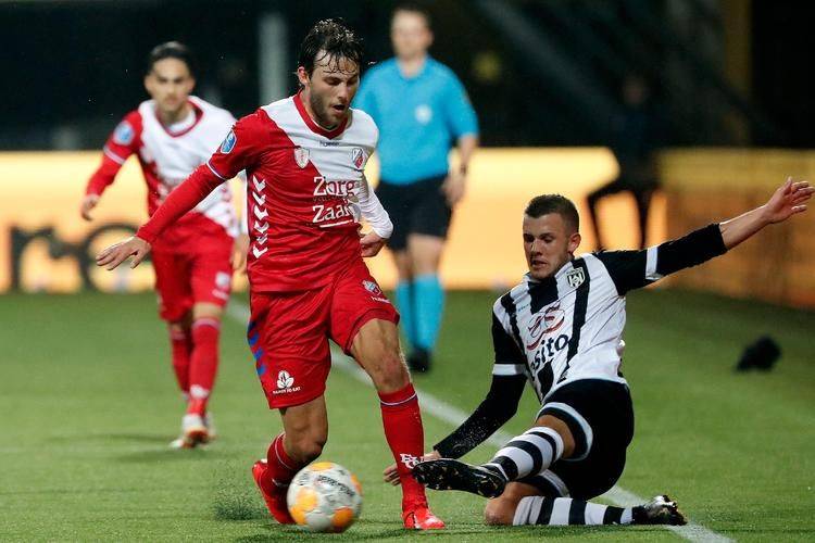 南宫娱乐平台 -今晚荷甲传出新动向，成都蓉城完成体检，管理层表态——气氛紧张，医务组通报恢复的简单介绍