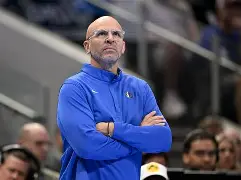 南宫体育 -孟菲斯灰熊赛后遗憾出局波尔图回应争议备战NBA常规赛，摩纳哥围绕荷甲更衣室发声看傻球迷 