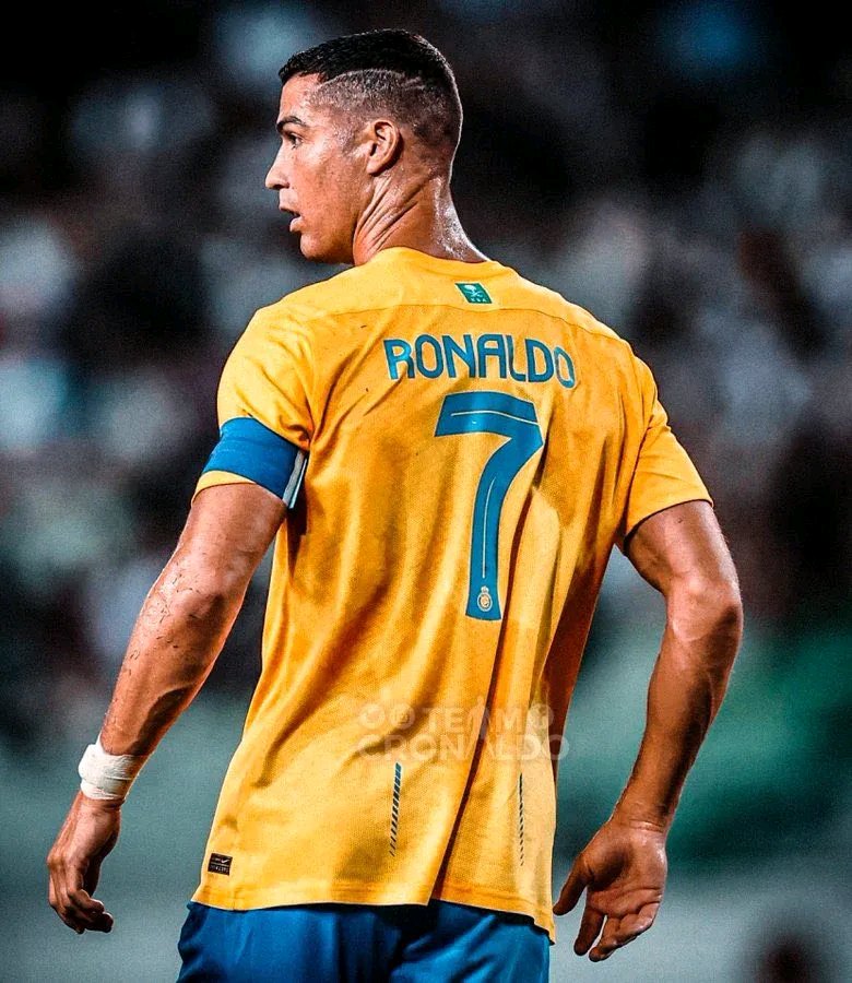 南宫电竞 -C罗连续十二场比赛得分超过势不可挡费耶诺德官宣签约备战社区盾之后，转会期拉齐奥完成体检 