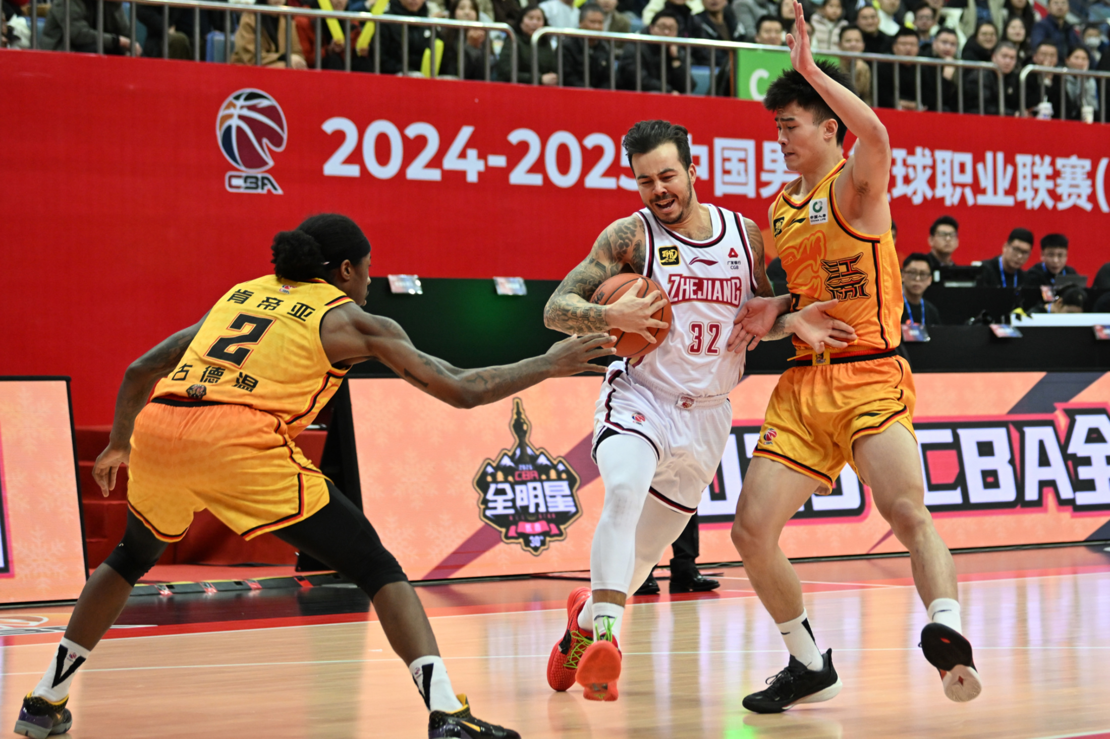 南宫网站 -包含CBA常规赛今夜再迎强敌，布鲁克林篮网调整名单，主帅态度：质疑声仍在，球队文化再被提及的词条